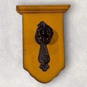 VTG Pier 1 Door Knob Hook Decorative Key Holder Shelf Yellow Shabby Chic Rustic